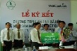 Vietcombank Kon Tum tài trợ gần 1,1 tỷ cho Công ty Chư Mom Ray thực hiện công tác an sinh xã hội
